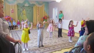 Танцевальная композиция "Мамочка, милая, мама -  моя"