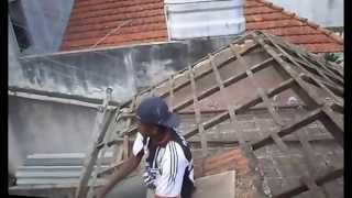 TELHADO VEDAÇÃO VEDA CALHA. ROOF SEALING VEDA TROUGH. КРЫША УПЛОТНЕНИЕ VEDA корыто.