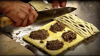 Слоеные пирожки с мясом. Обучение персонала приготовлению пирожков с мясом из слоеного теста