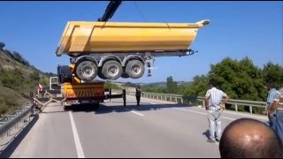 Эвакуация фуры краном манипулятором часть 1