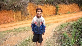 CỤ GIÀ NGHÈO SỐNG ĐƠN ĐỘC TRONG RỪNG MỪNG PHÁT KHÓC VÌ BẤT NGỜ NHẬN ĐƯỢC QUÀ TẾT 2020