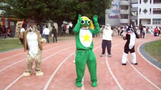 keroro與一群動物裝扮表演焦糖舞,2009春宴同人誌販售會(Caramelldansen)