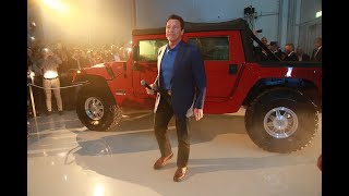 На чем ездят западные знаменитости: самые необычные автомобили