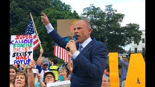 Michael Avenatti protests Trump at the White House (July 17, 2018)