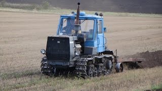 HTZ T-150 plowing /// Трактор T-150 с плугом