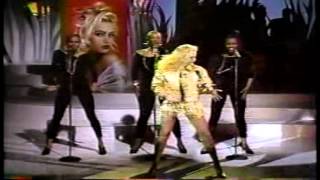 Paulina Rubio Lanzamiento como solista en Siempre en Domingo 1992
