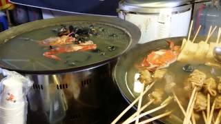 Уличная еда и палатки, прогулка по иностранному району