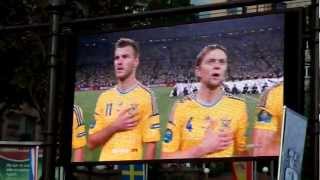 Украина - Франция : Украинский гимн - Киев Фан зона