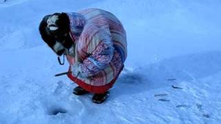 Чукча на рыбалке