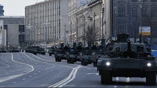 Войска и военная техника въезжают в Москву в преддверии Парада Победы / LIVE 09.05.19