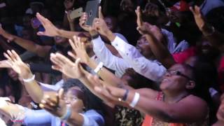 Diamond Platnumz - Live Performance at ZIMBABWE PART 2 ( WATORA MALI CONCERT )