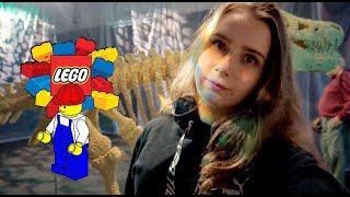 ВЗРОСЛЫЕ ИГРАЮТ В ДЕТСКИЕ ИГРУШКИ? лего в реальной жизни // Выставка  лего отзывы 1