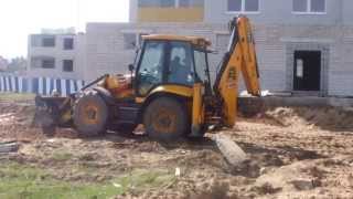 Экскаватор-погрузчик JCB 3 CX Super планировка под плитку. Калининград