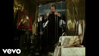 Judas Priest - Breaking The Law