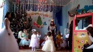 Новий рік, грудень 2014 року ясельна група