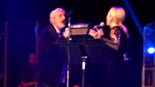 Googoosh and Ebi /Ki Ashkato Pak Mikone/ Live in San Jose/Nov 29th 2014