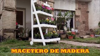 Repisa para plantas o plantines con materiales reciclado..