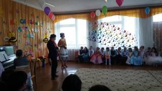 Лиса Алиса и кот Базилио на выпускном в детском саду