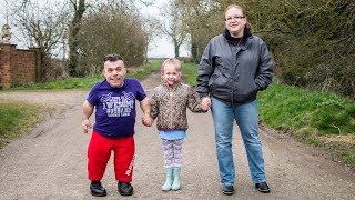 Dad With Dwarfism Powerlifting His Way To 2020 Paralympics