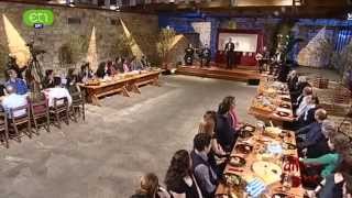 Τζαβέλλαινα & Στη βρύση στα Τσερίτσιανα
