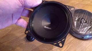 Unboxing and first look at the Audison Prima APK 163 3-way speaker set