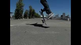 KICKFLIPS SLOW MOTION