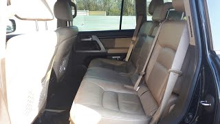 Снимаем третий ряд сидений. Toyota LC200