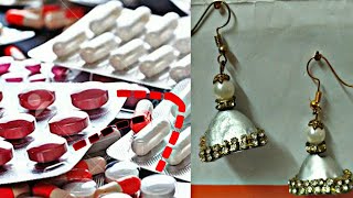 5 earrings from waste medicine strips. use out of waste craft. 5 minute craft.