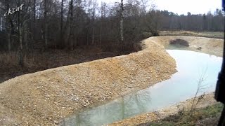 Копаем пруд, применяем известняк Digging a pond