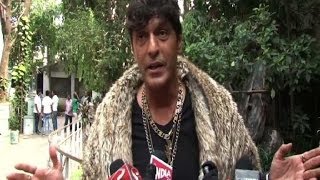 It is difficult to work with Sajid : Chunky Pandey  - Bollywood Country Videos