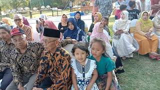 Luasnya halaman hotel Aston Cirebon, bersama Rafid Fikri dan Aini Damayanti