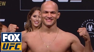 Full Weigh-In: Miocic vs. Dos Santos | UFC 211