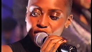 Morcheeba, Part Of The Process, live on Later With Jools Holland 2000