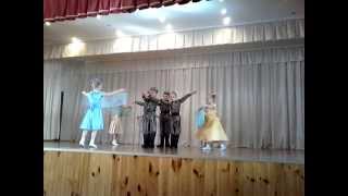 Детский танец "Тучи в голубом"