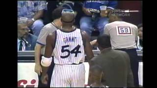 Horace Grant "Punches" Danny Ferry - 1996
