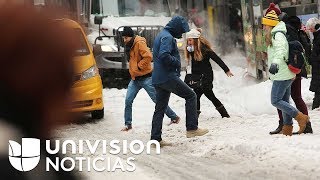 Frío extremo en EEUU: Riesgo de hipotermia, caídas, accidentes de tráfico y tuberías reventadas