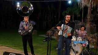 Many Chaidez - Ando Al Tiro (En Vivo 2018)