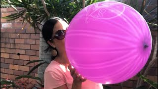 Superman Logo Balloon ? Blowing a Purple Punch Balloon!!