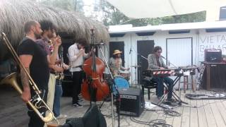 Giacomo Toni & 900 band - Emanuela - live