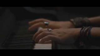 Miley Cyrus play piano / "For Ronnie" From The Last Song