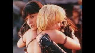 Xena and Gabrielle   Love me like you do