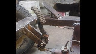 Минитрактор (КПП ЗАЗ , 7 л.с) #6) педали тормоза и газа