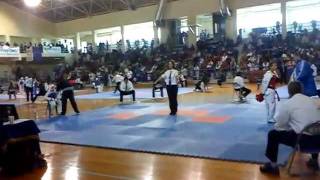 taekwondo Ο τελικός με νικητή τον Γιάννη Παπαδόπουλο