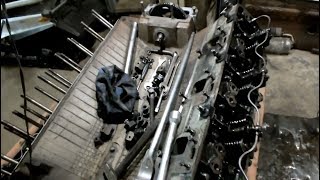 Ямз-238 продолжение сборки. ГБЦ Клапана Колпачки и прочее...