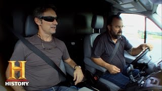 American Pickers: Chicken Hatchery Turned Americana Museum (Season 14, Episode 17) | History