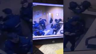 Полицейский застрелил полицейского