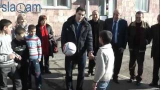 slaq.am «Մխիթարյանի հերթական բարեգործությունը»