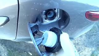 Как открыть крышку топливного бака KIA RIO