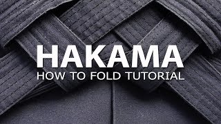 Aikido Tutorial: How to fold a Hakama - Como doblar una Hakama