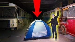 OVERNACHTING IN DE GHOST BUS TUNNEL